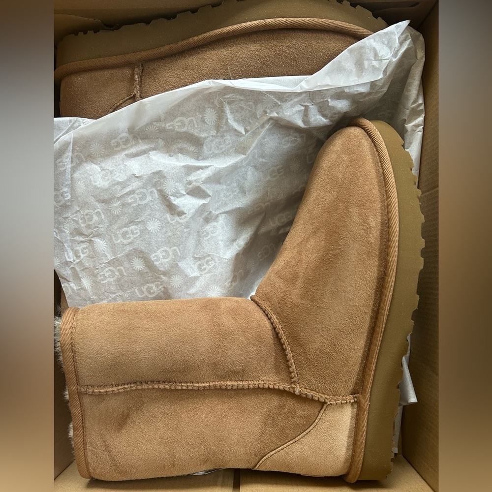 UGG Classic Short II Boots